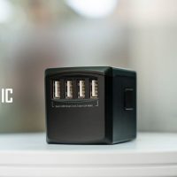 universal travel adapter