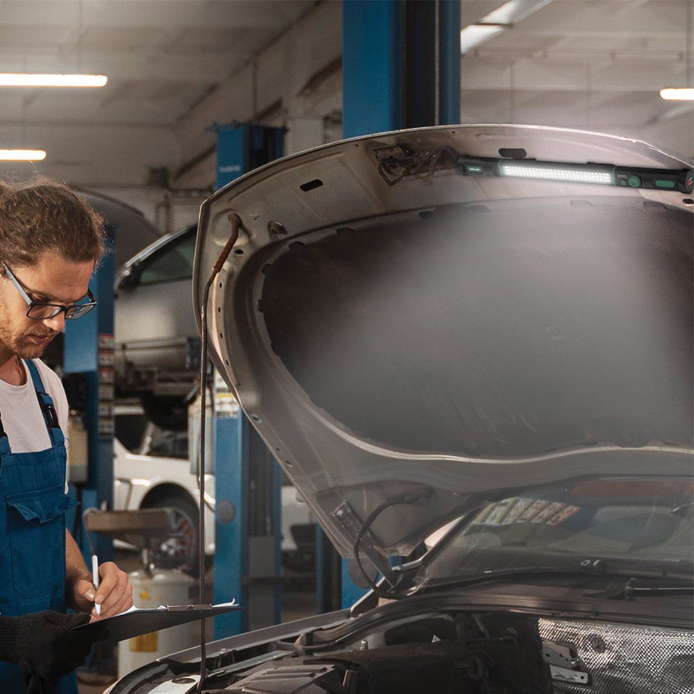 Green Light Beam Magnetic Work Light